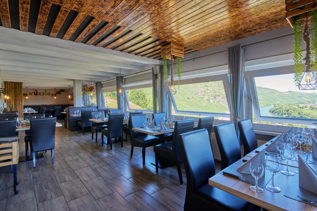 Hotel Restaurant Wuerzig In Ürzig エクステリア 写真