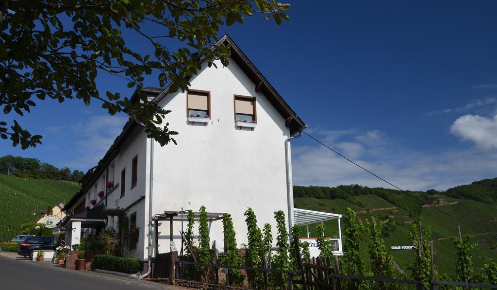 Hotel Restaurant Wuerzig In Ürzig エクステリア 写真